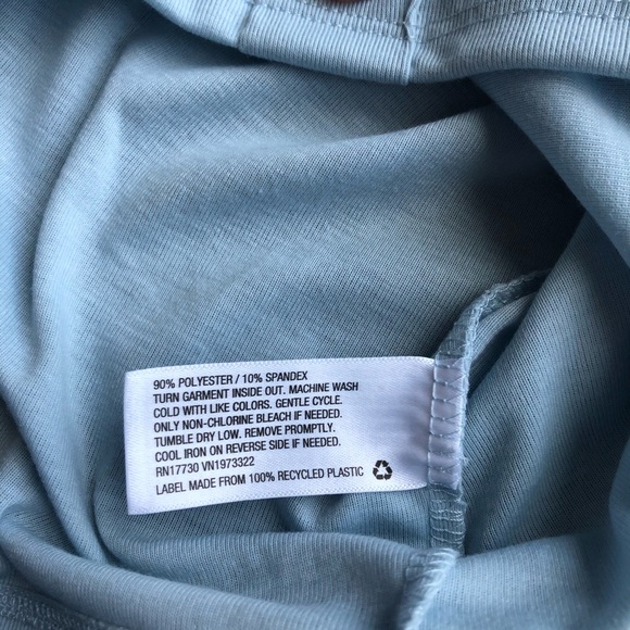 Wild fable NWT Crop top - Picture 2 of 2